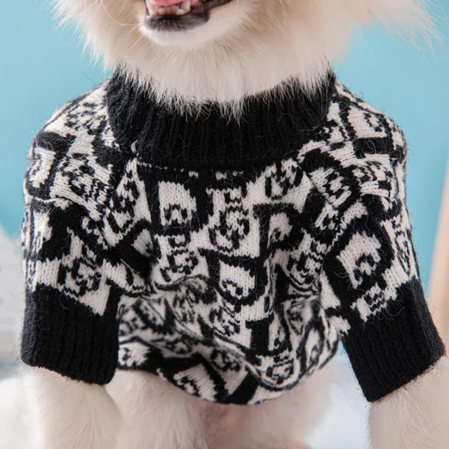 Dog Clothes for Small Dogs Designer Luxury Pet Sweaters Pomeranian Chihuahuas Cat Dog Clothing Pet Supplies - Image 3