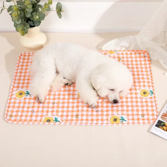 Washable Pet Pee Pad Pet Diaper Mat Reusable Mats for Dogs Dog Bed Urine Washable Dog Training Pad Four Seasons Pet Mat Urine - Image 4