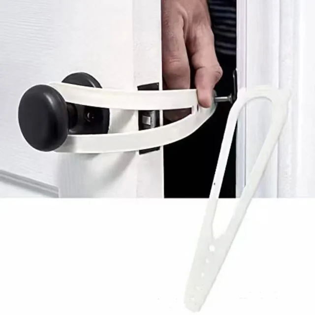 Cat in and out of the door artifact free entry and exit automatic door closed pet door file without perforated door - Image 6